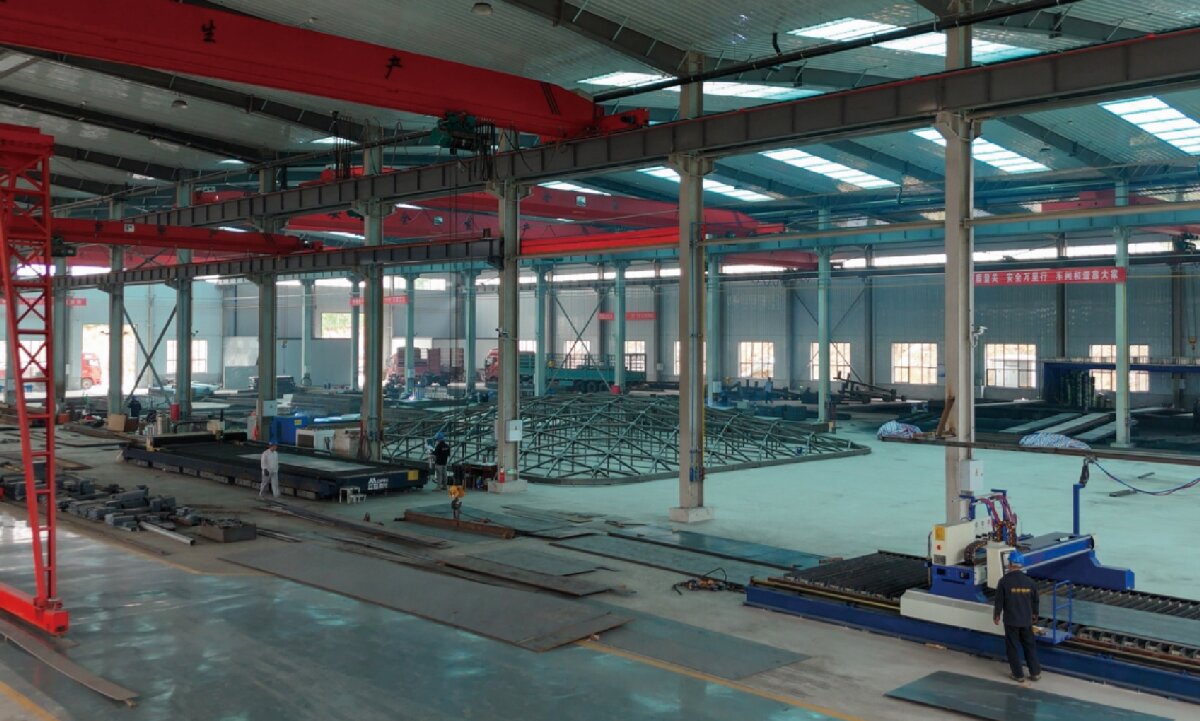 信橋鋼結(jié)構(gòu)：20000W激光切割機(jī)等大型設(shè)備彰顯實(shí)力！(圖2)